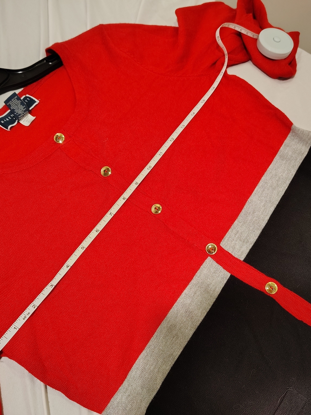 Colorblock Button Front Cardigan Sweater - Picture 7 of 8